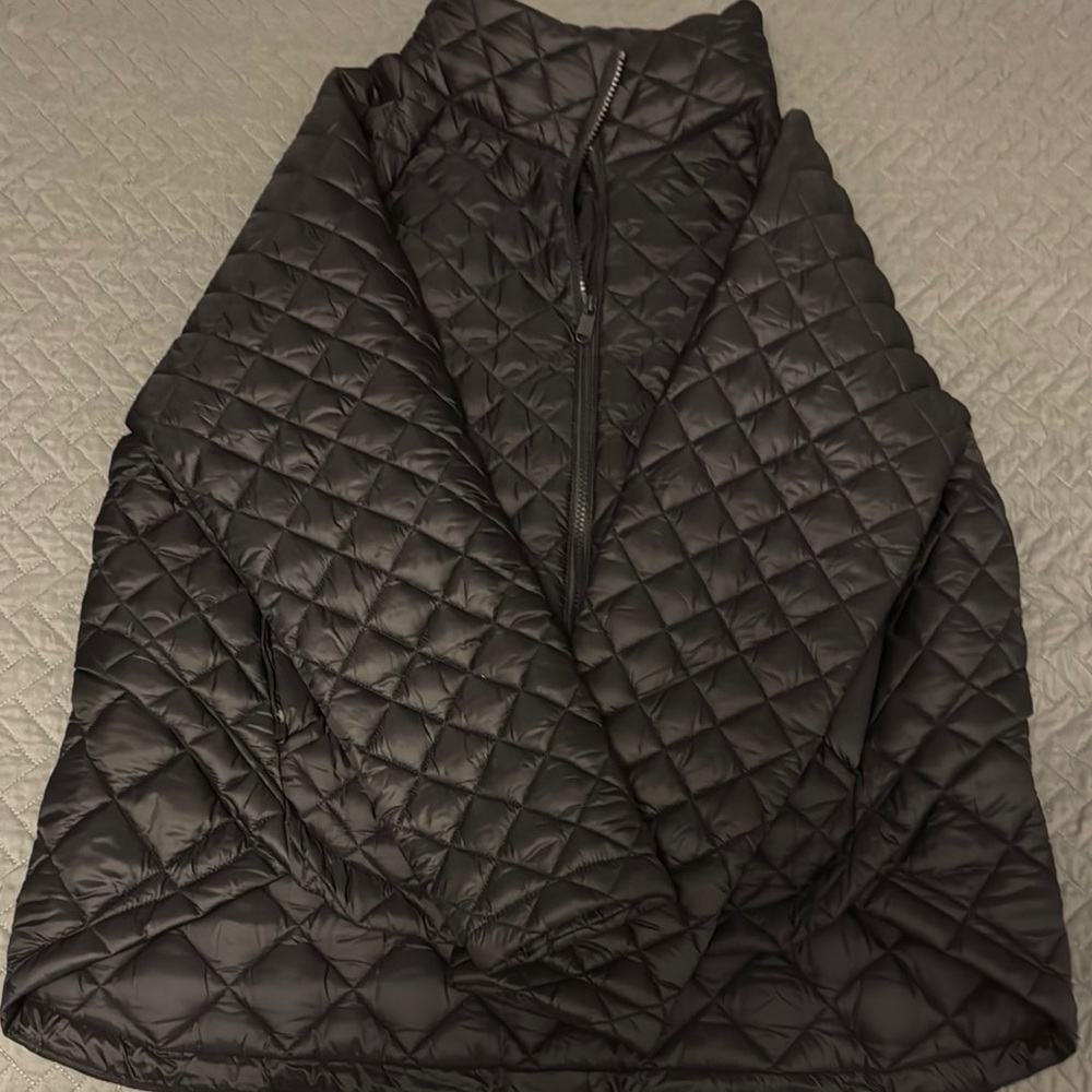 Athleta Black Quilted whisper featherless jacket, black sz XL